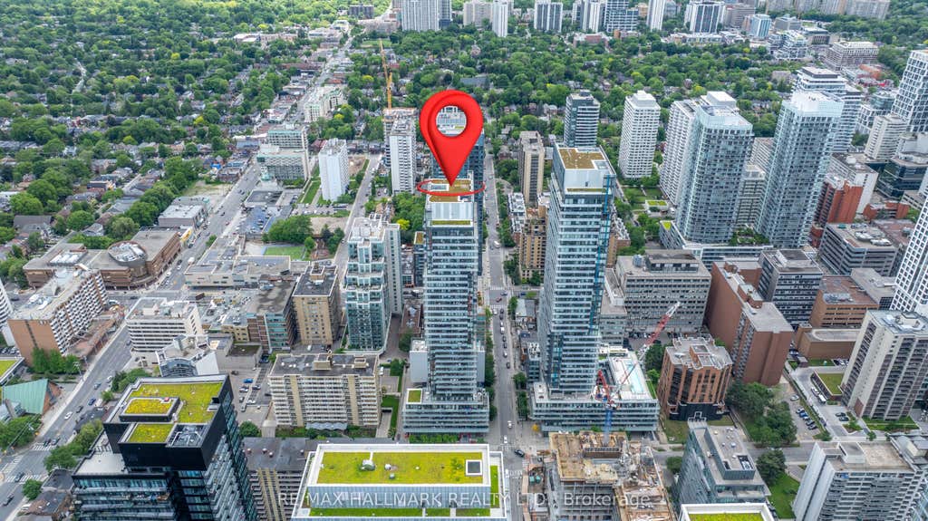 Photo of 185 Roehampton Avenue #PH2, Toronto, ON M4P 0C6 (MLS # C13690504)