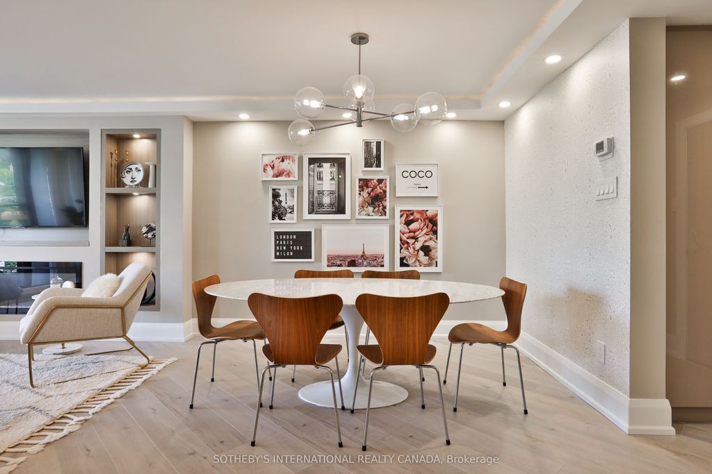 Photo of 235 St Clair Avenue W #301, Toronto, ON M4V 1R4 (MLS # C12379273)