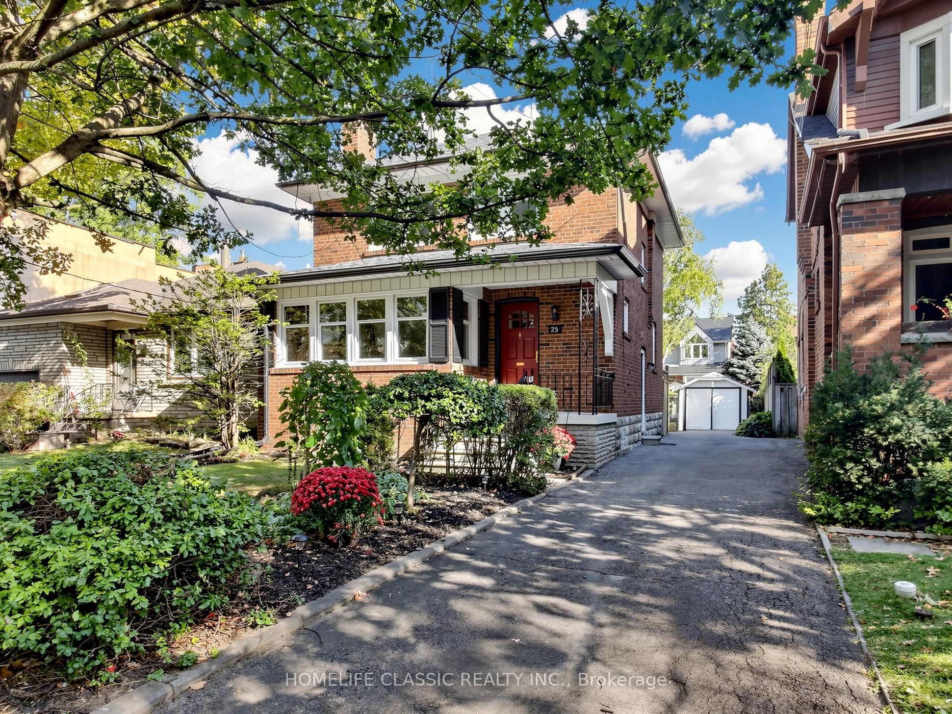 25 Dartmouth Crescent