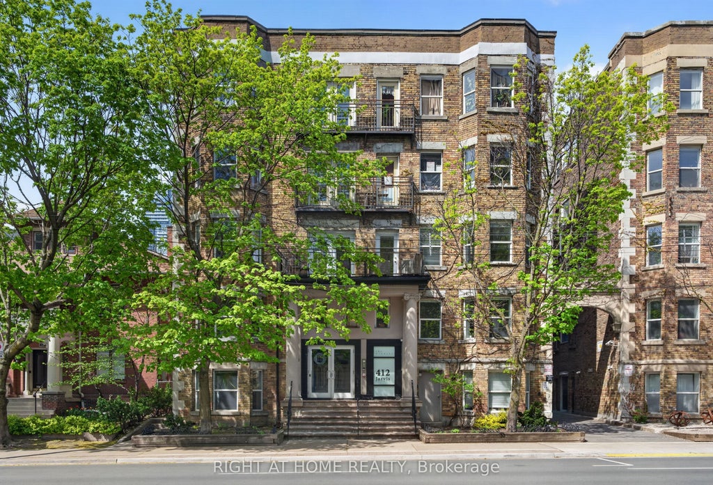 Photo of 412 Jarvis Street #301, Toronto, ON M4Y 2G6 (MLS # C13464834)