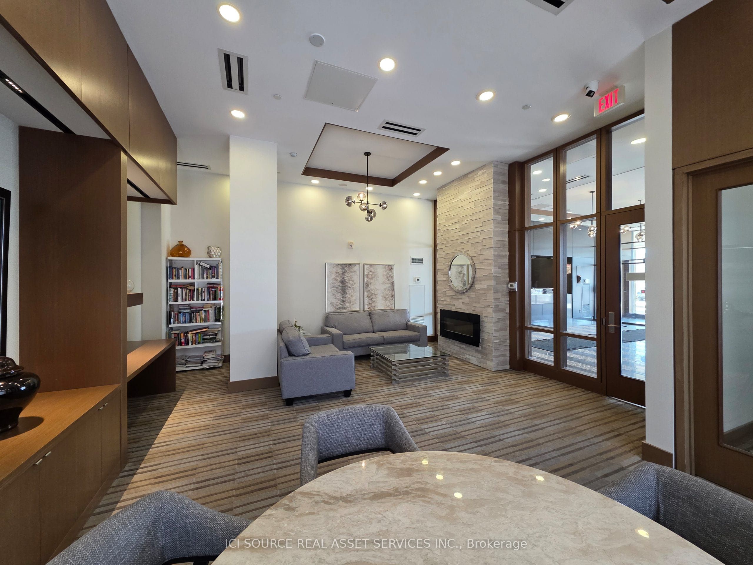 9500 Markham Road 1607