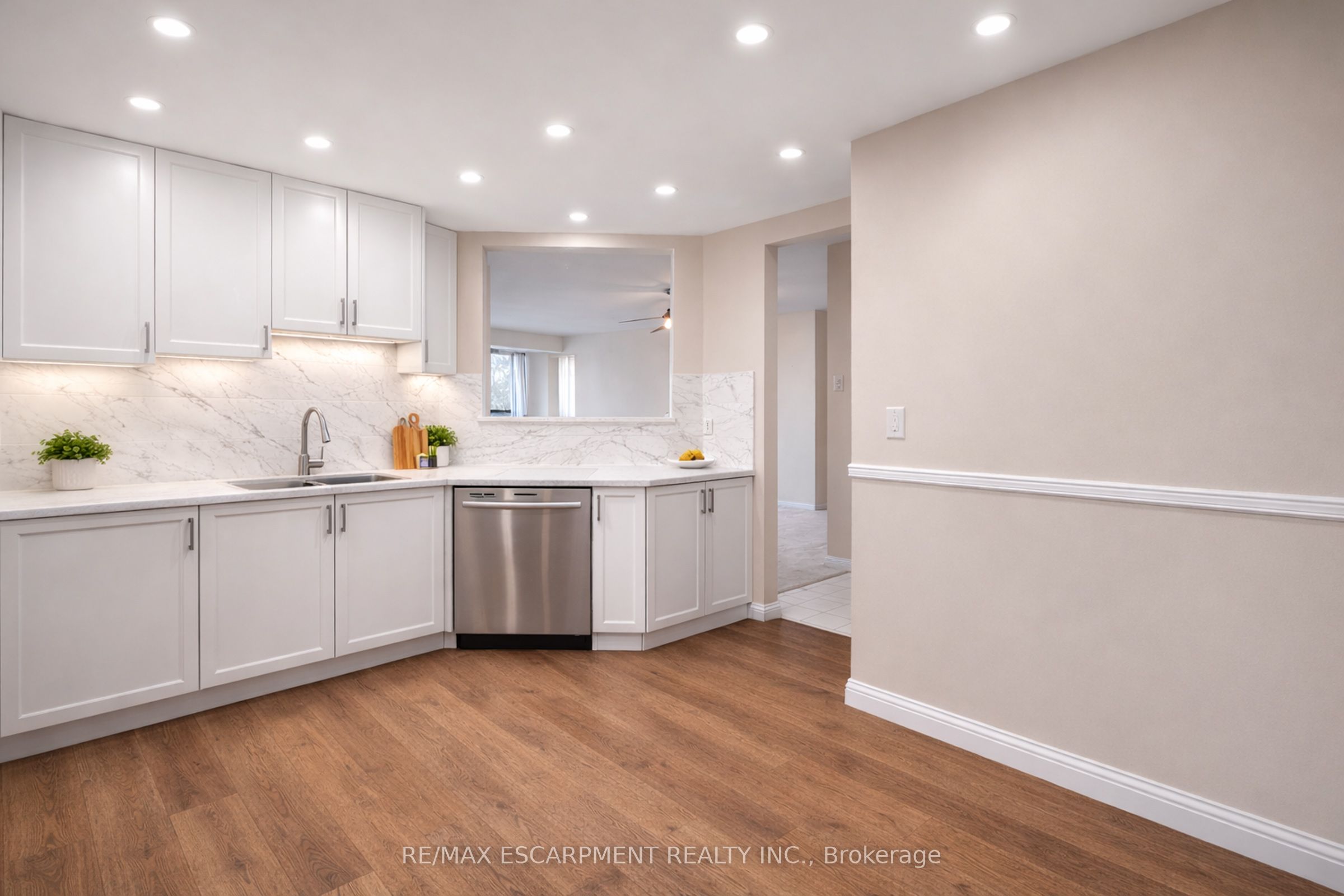 5070 Pinedale Avenue 302