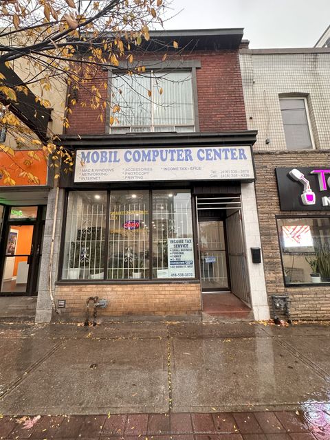 1452 Queen Street W Toronto ON M6K 1M2