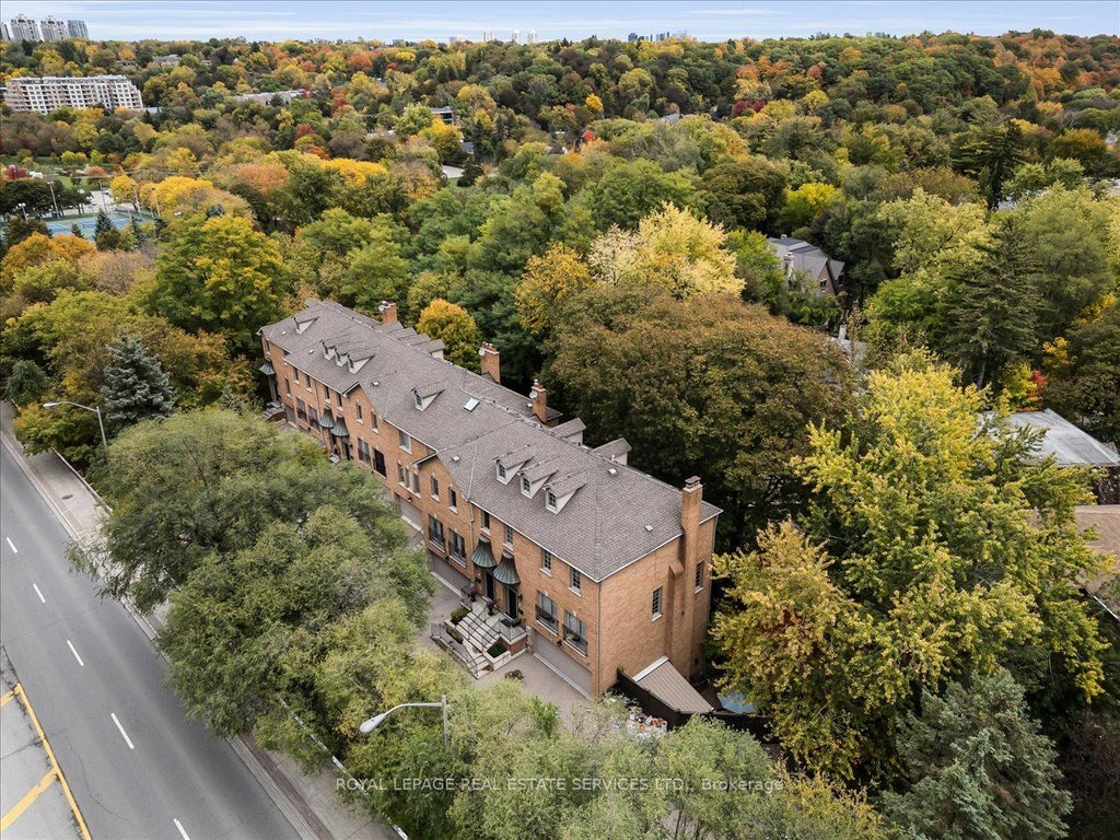 Photo of 3525 Yonge Street #TH3, Toronto, ON M4N 3P9 (MLS # C14081128)