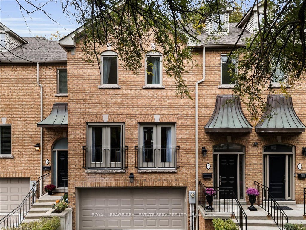 Photo of 3525 Yonge Street #TH3, Toronto, ON M4N 3P9 (MLS # C14081128)