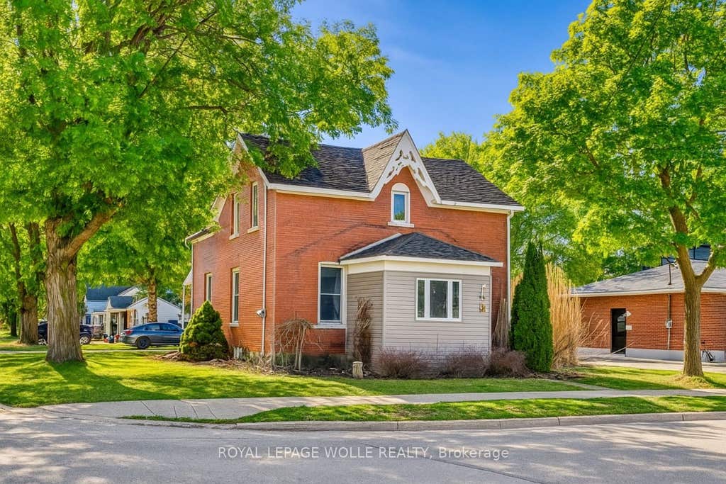 Photo of 137 Wellington Street, West Perth, ON N0K 1N0 (MLS # X13584074)
