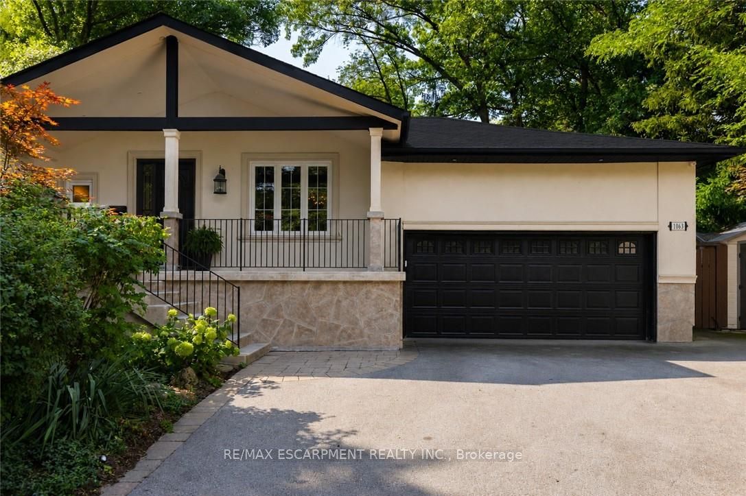 1063 Greenoaks Drive