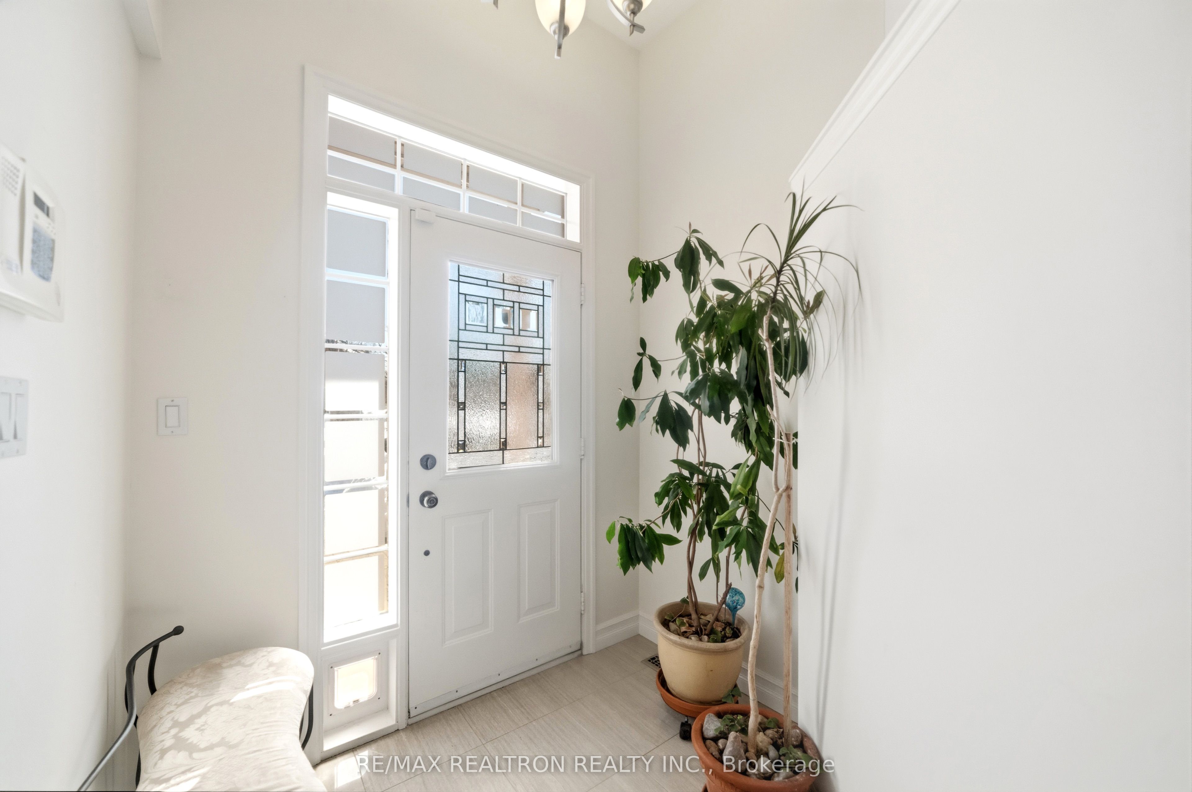 28 Headwater Crescent