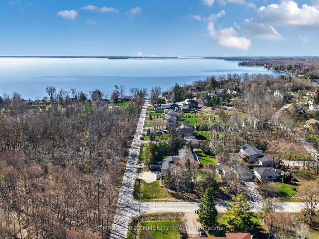 Photo of 3816 30th Side Road, Innisfil, ON L9S 2Y4 (MLS # N13522178)