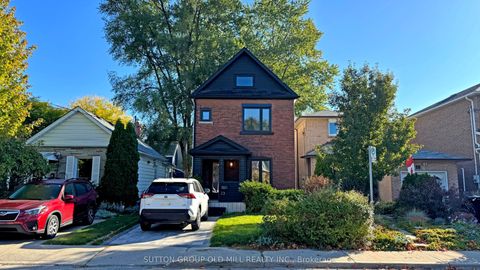 23 Priscilla Avenue Toronto ON M6S 3W1