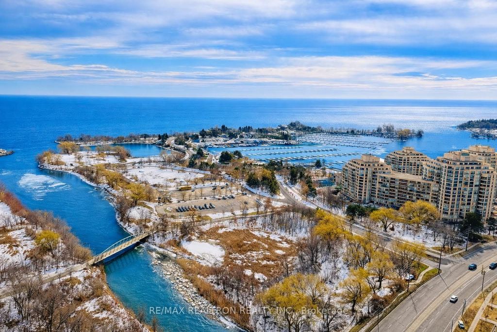 Photo of 2200 Lakeshore Boulevard W #3303, Toronto, ON M8V 1A4 (MLS # W12874856)