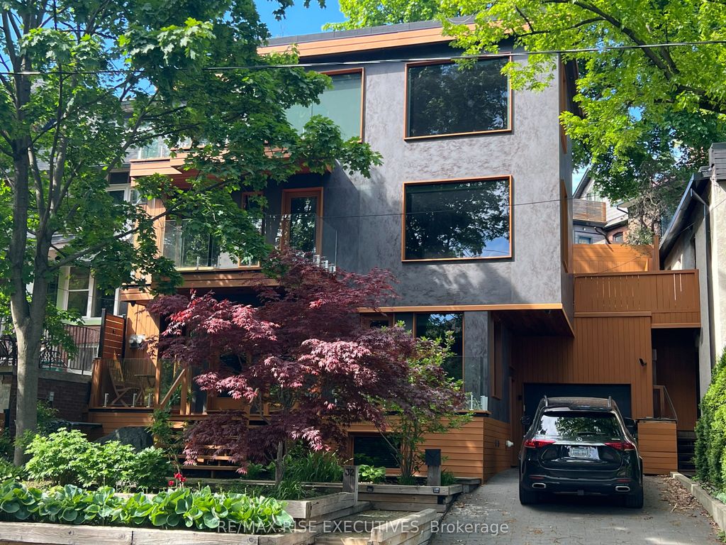 Photo of 32 Regal Road, Toronto, ON M6H 2J7 (MLS # C12995066)