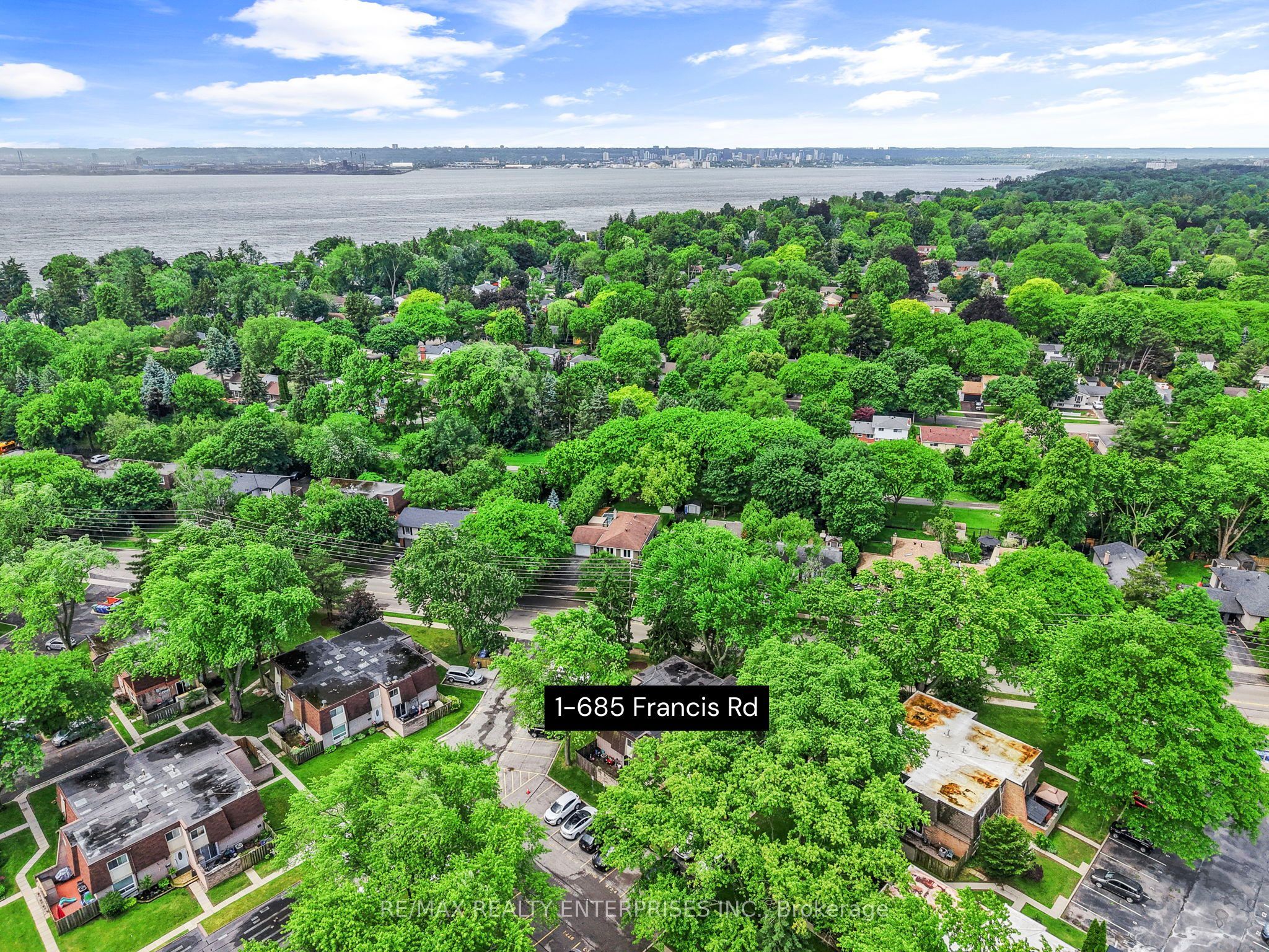 685 Francis Road 1