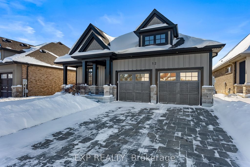 Photo of 12 ROSEWOOD Crescent, Pelham, ON L0S 1E6 (MLS # X12719250)