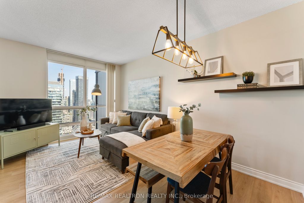 Photo of 763 Bay Street #4609, Toronto, ON M5G 2R3 (MLS # C12449531)
