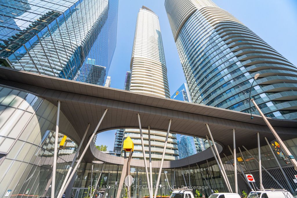 Photo of 12 York Street #804, Toronto, ON M5J 0A9 (MLS # C12360439)