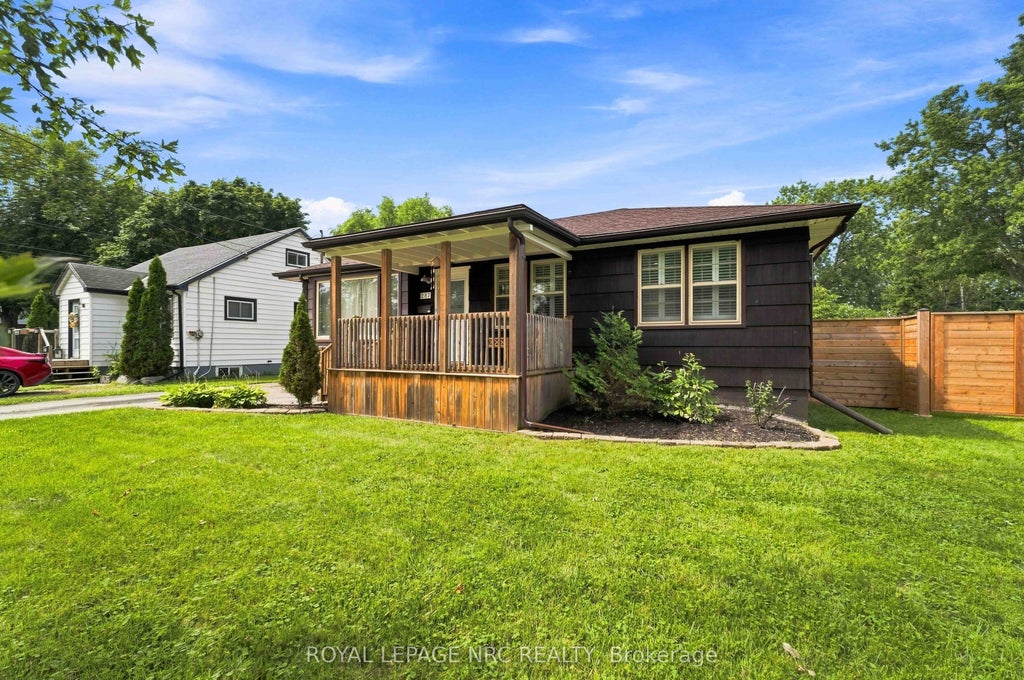 Photo of 287 First Avenue, Welland, ON L3C 1Z1 (MLS # X13753496)