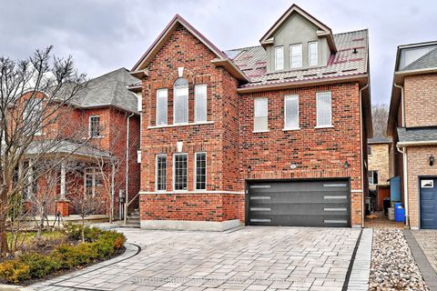 32 Seabreeze Avenue Vaughan ON L4J 8R7