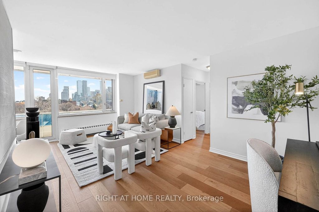 Photo of 74 Spadina Road #701, Toronto, ON M5R 2T5 (MLS # C12870750)