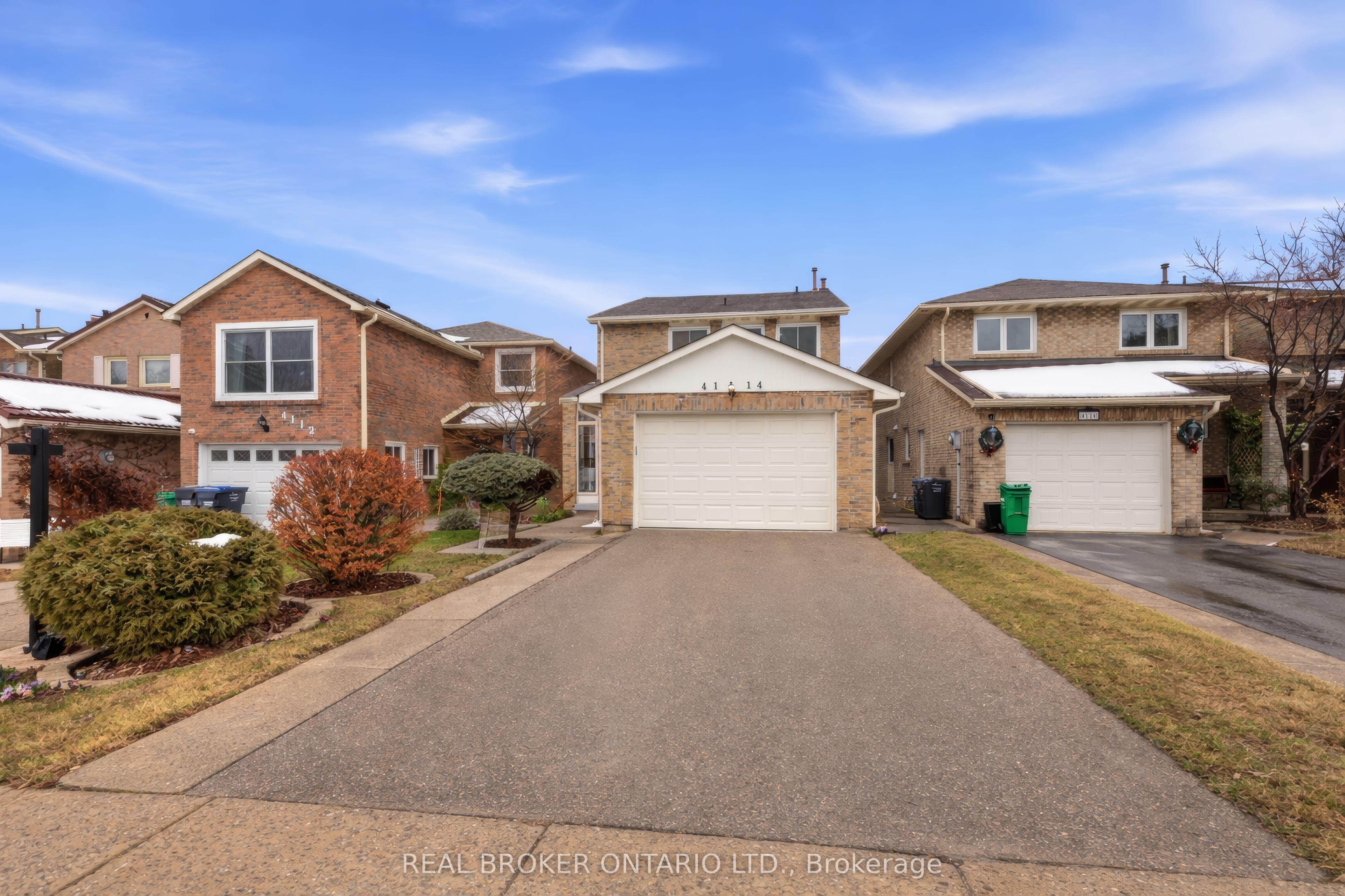 4114 Trapper Crescent