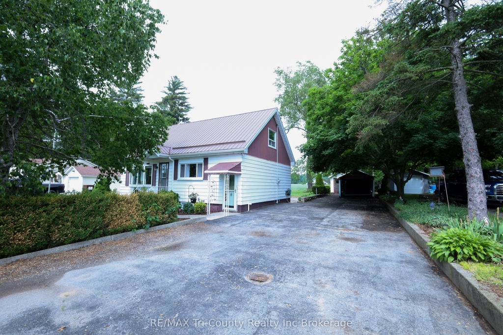 Photo of 1360 Turkey Point Road, Norfolk, ON N3Y 4X1 (MLS # X13774472)