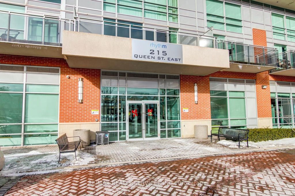 Photo of 215 Queen Street E #1103, Brampton, ON L6W 0A9 (MLS # W13076748)