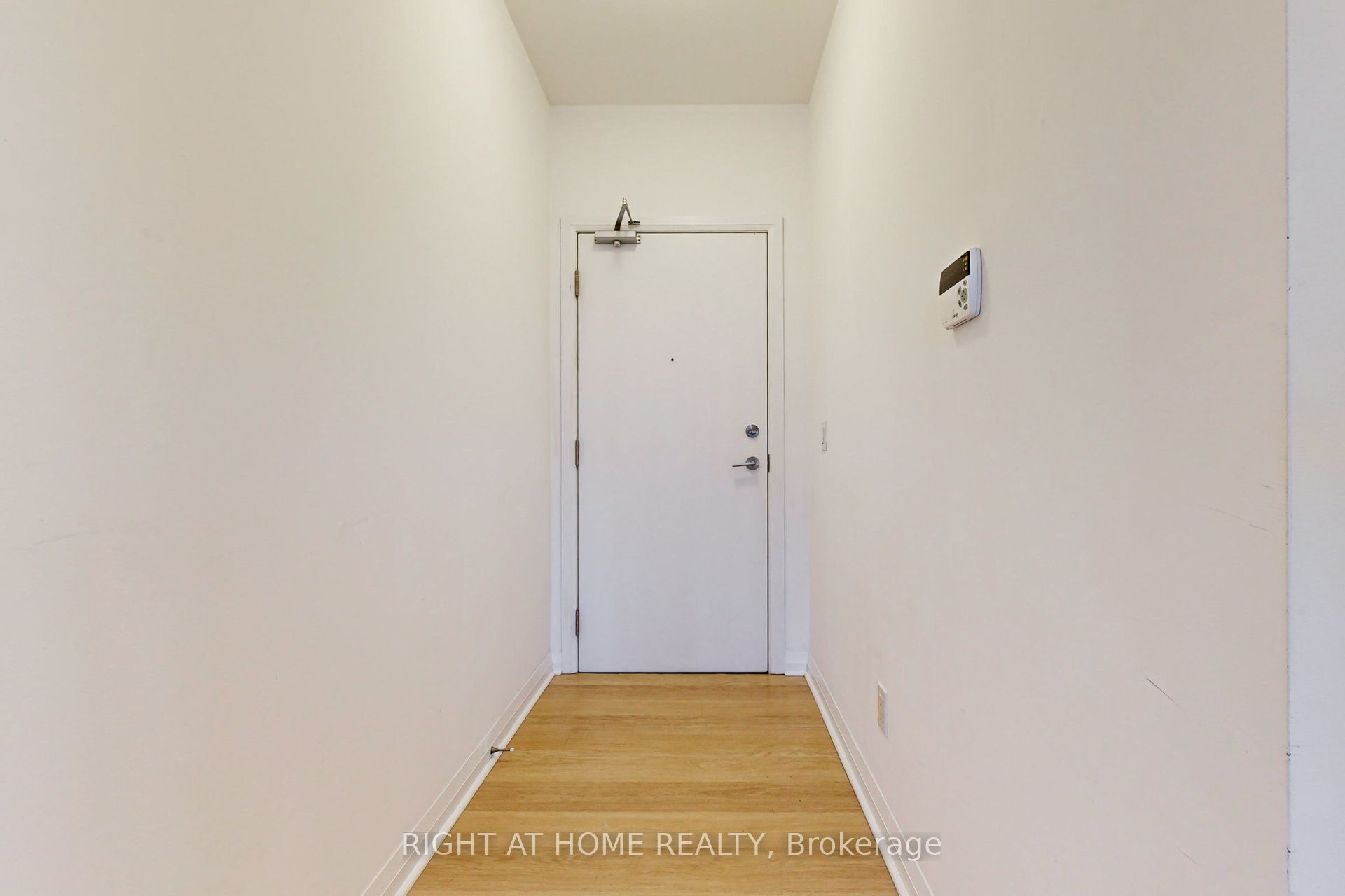 55 Oneida Crescent PH08