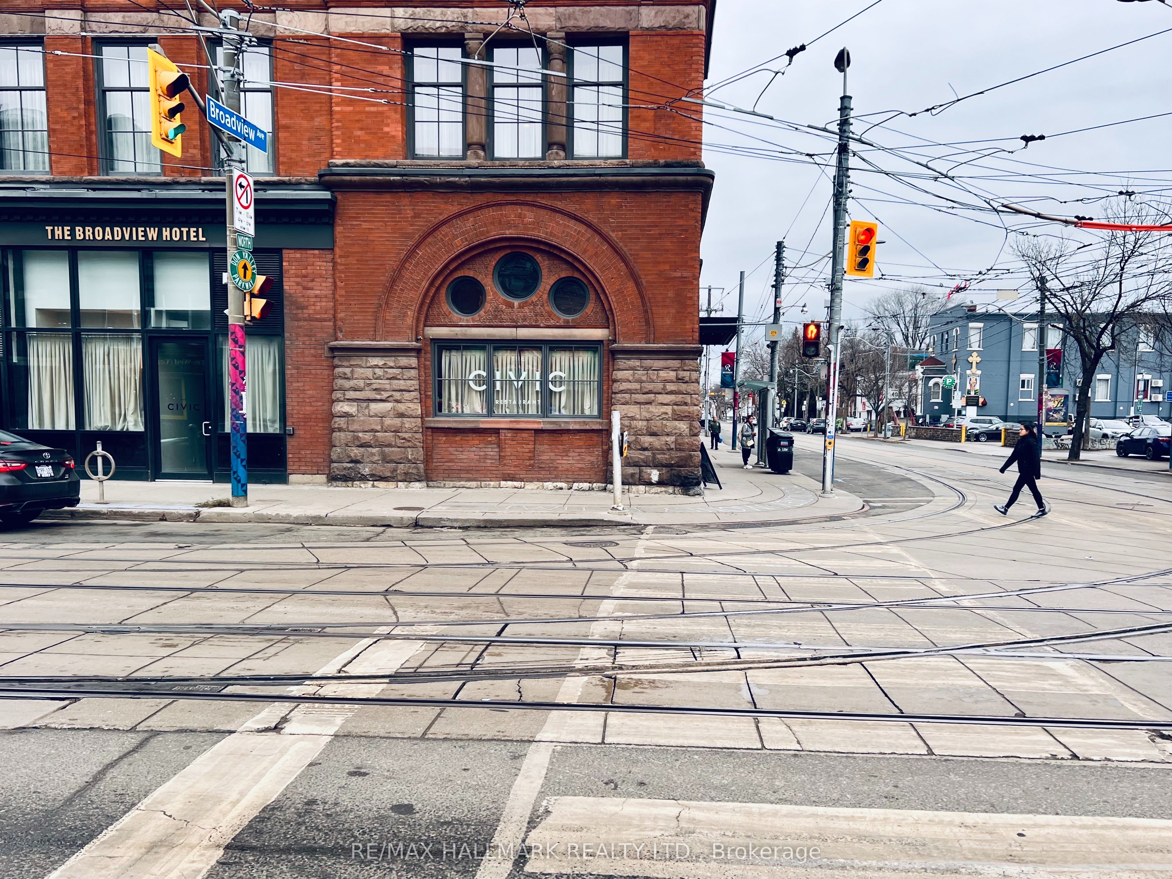 701 Queen Street E