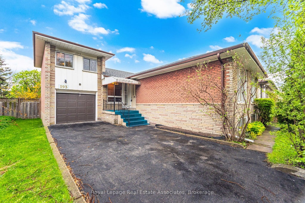 Photo of 193 Kingsview Boulevard, Toronto, ON M9R 1V7 (MLS # W13212092)