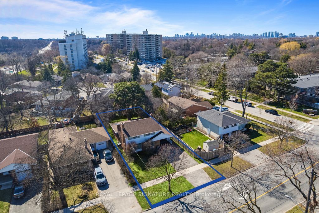 Photo of 8 Underhill Drive, Toronto, ON M3A 2J2 (MLS # C13023988)