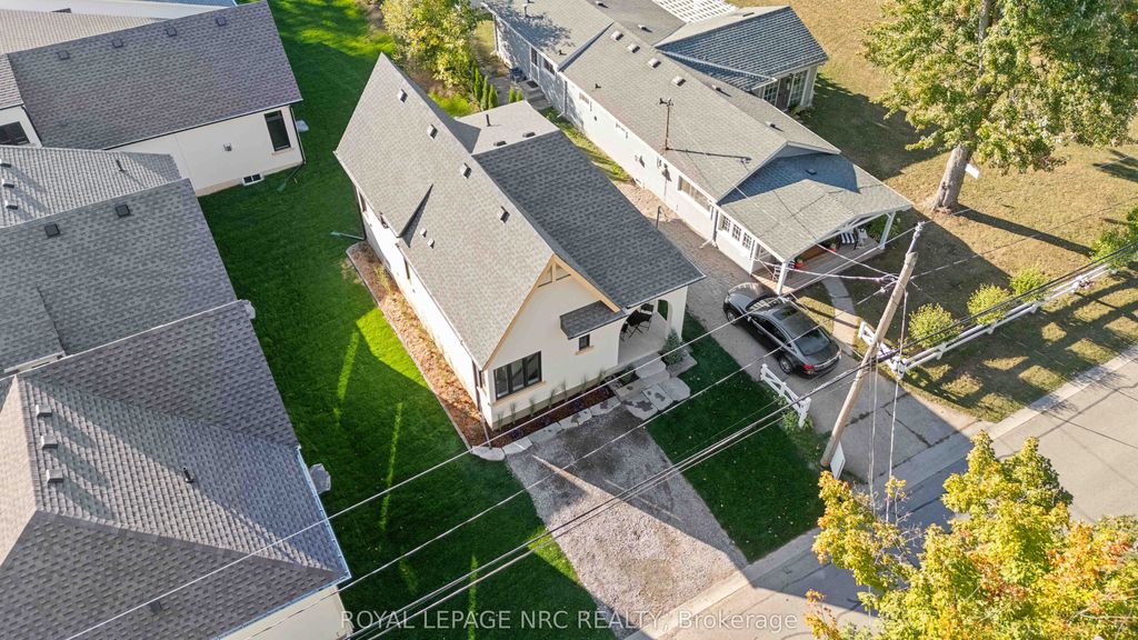 Photo of 281 ELMWOOD Avenue, Fort Erie, ON L0S 1B0 (MLS # X12455695)