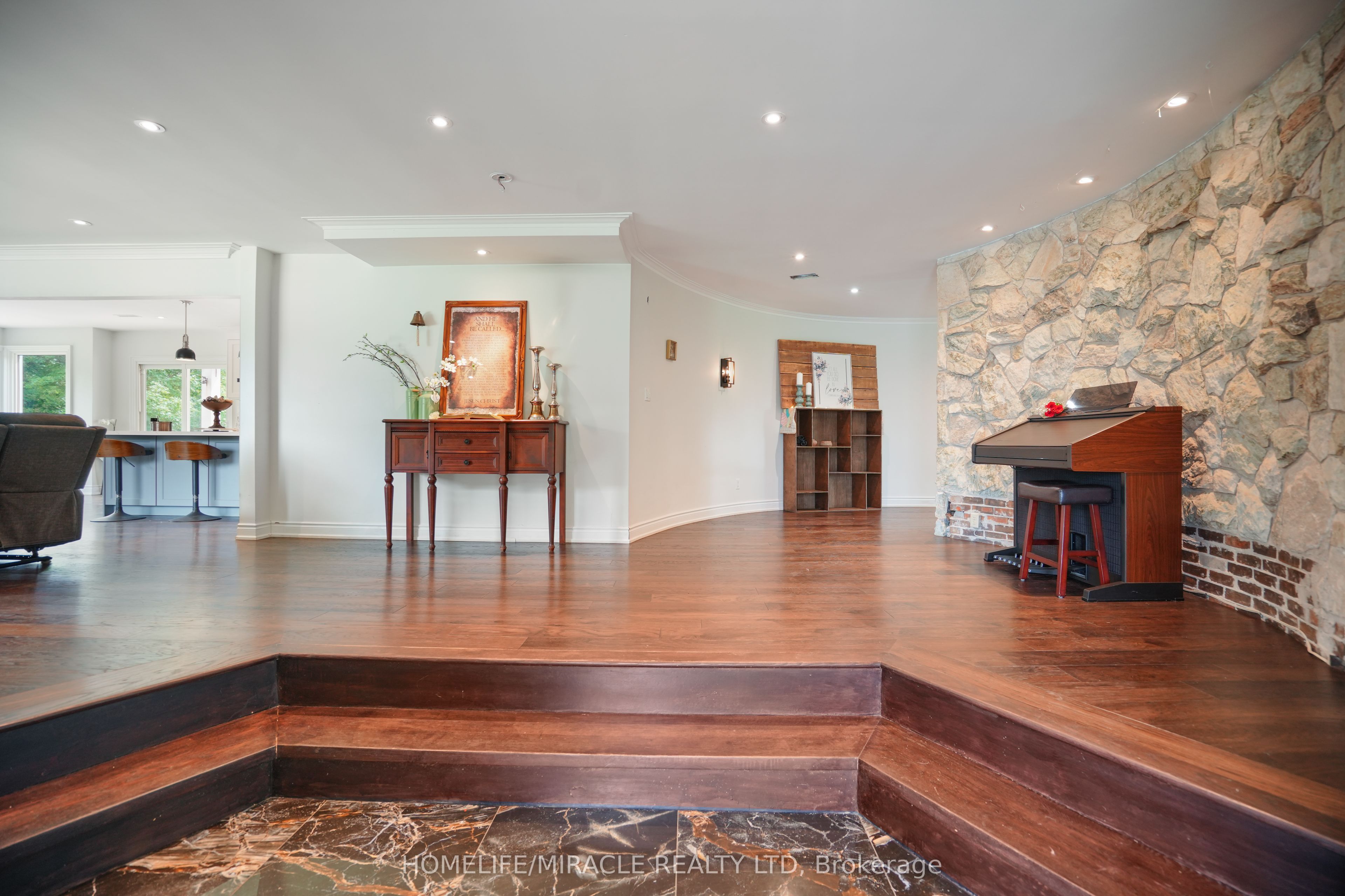 19 Tanglewood Drive