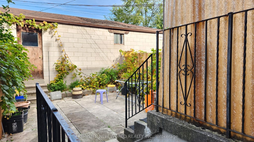 Photo of 146 Wolseley Street, Toronto, ON M6J 3R4 (MLS # C14085806)