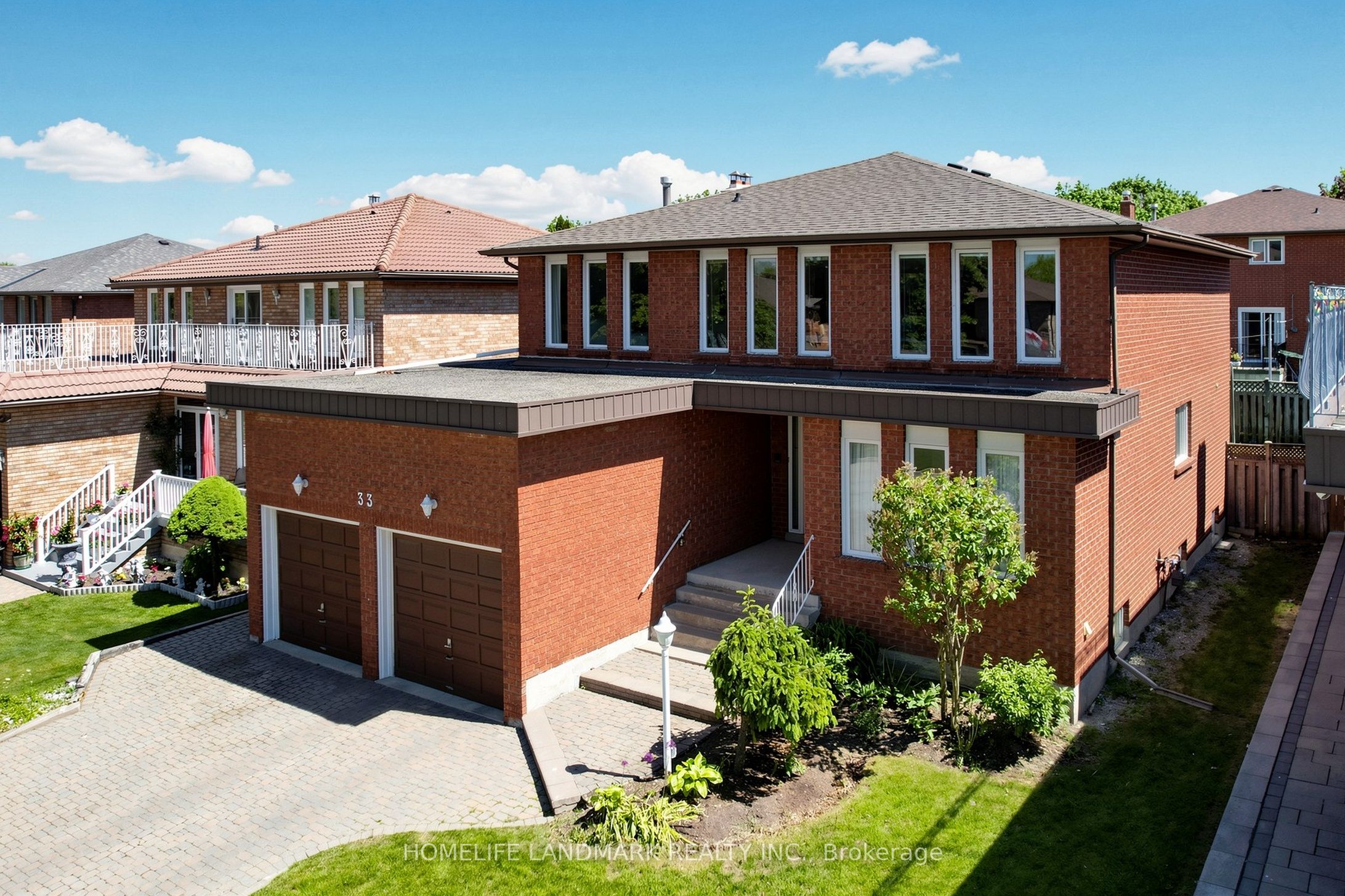 33 Dundee Crescent