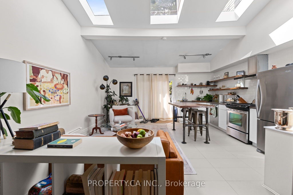 Photo of 195 Niagara Street, Toronto, ON M5V 1C9 (MLS # C13782760)