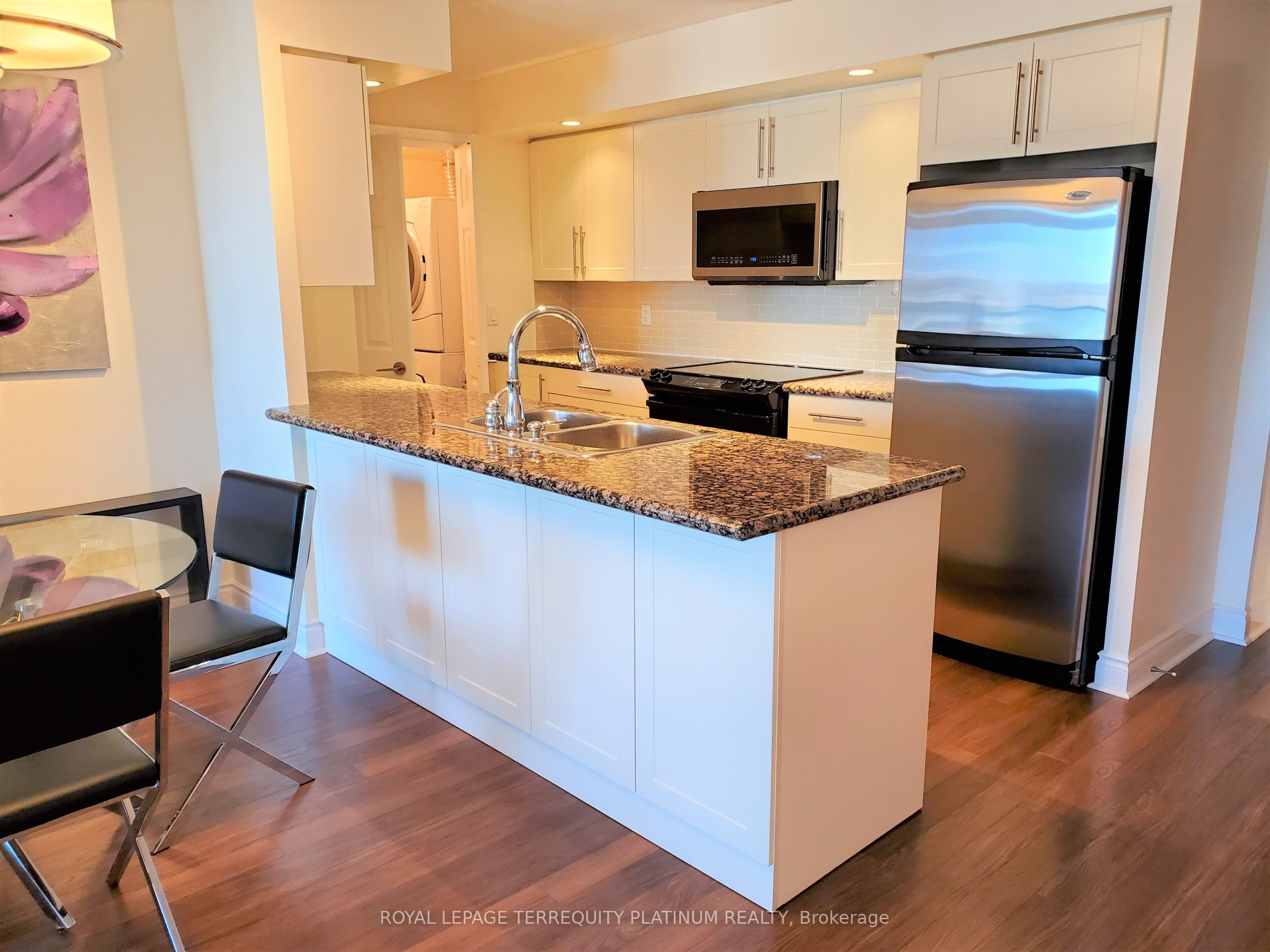 23 Cox Boulevard 1283