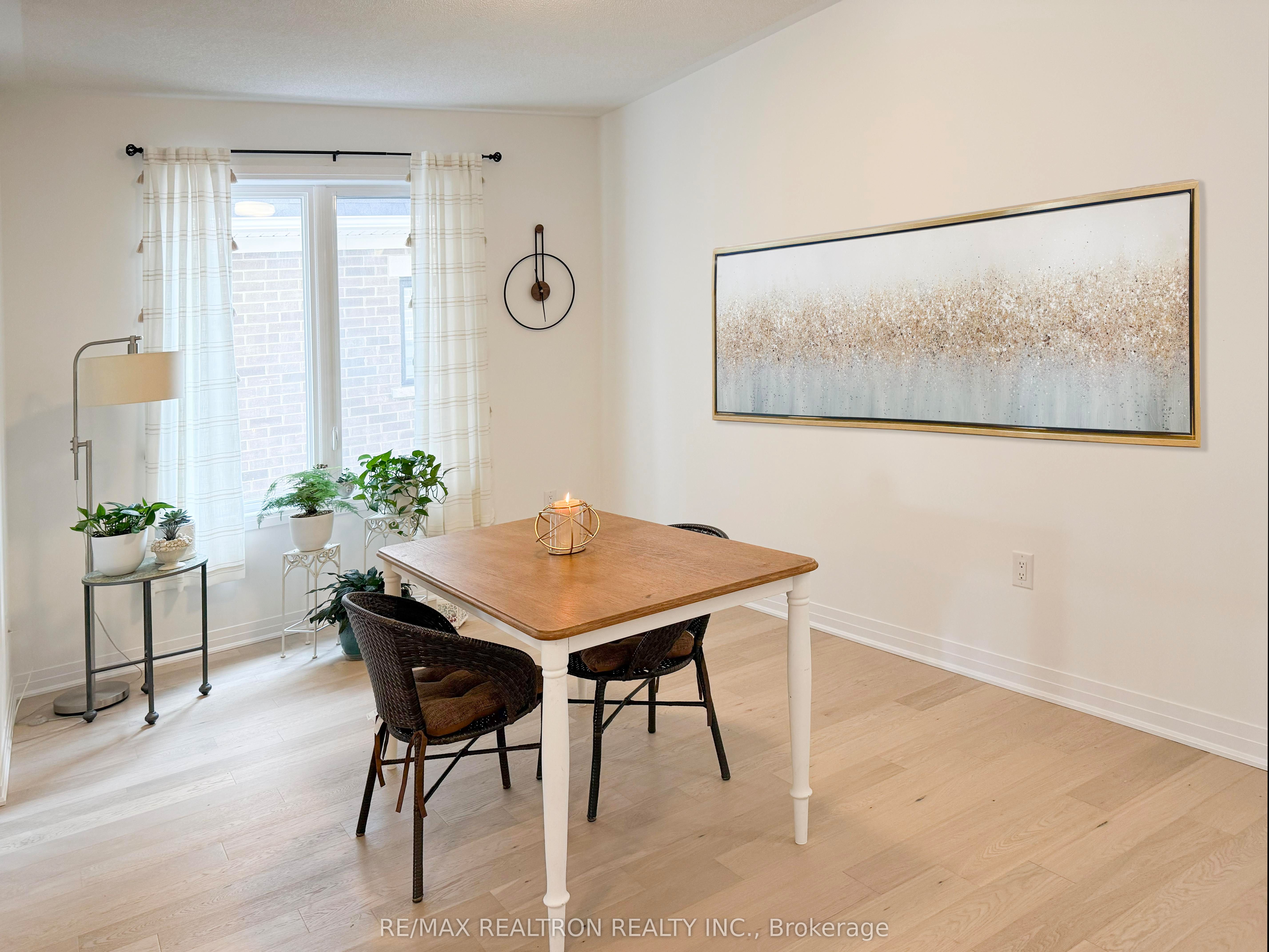 3272 Sixth Line Bedroom B