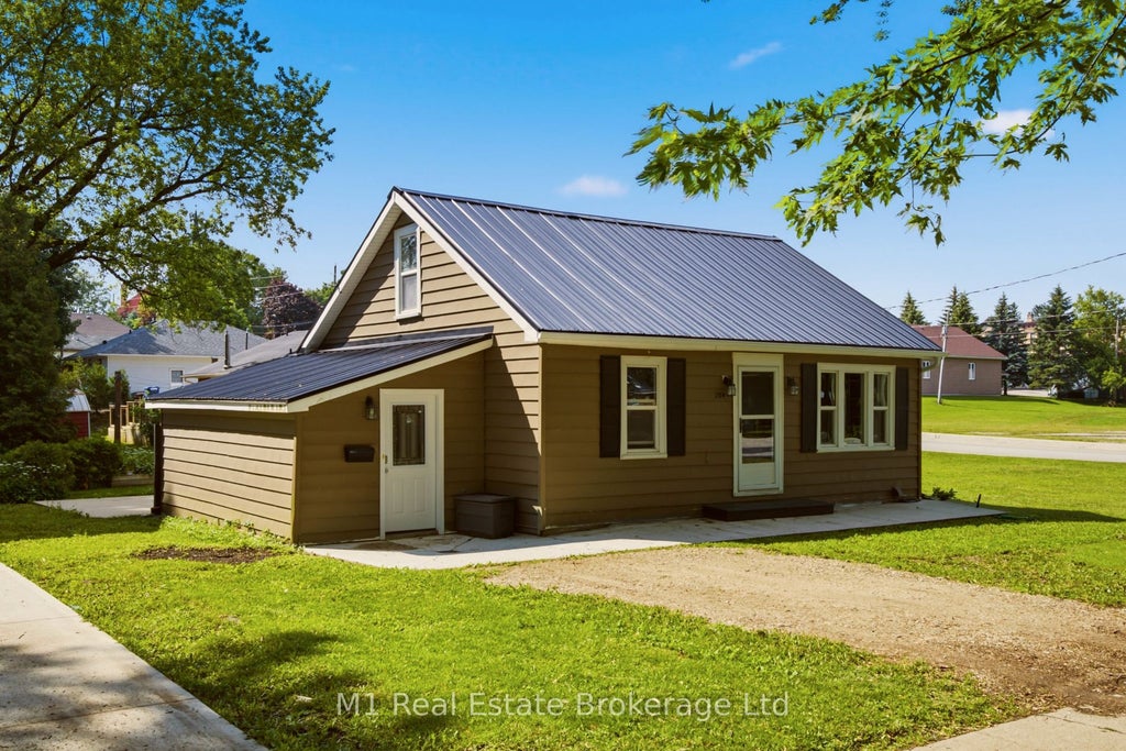 Photo of 204 King Street E, Wellington North, ON N0G 2L2 (MLS # X13472268)