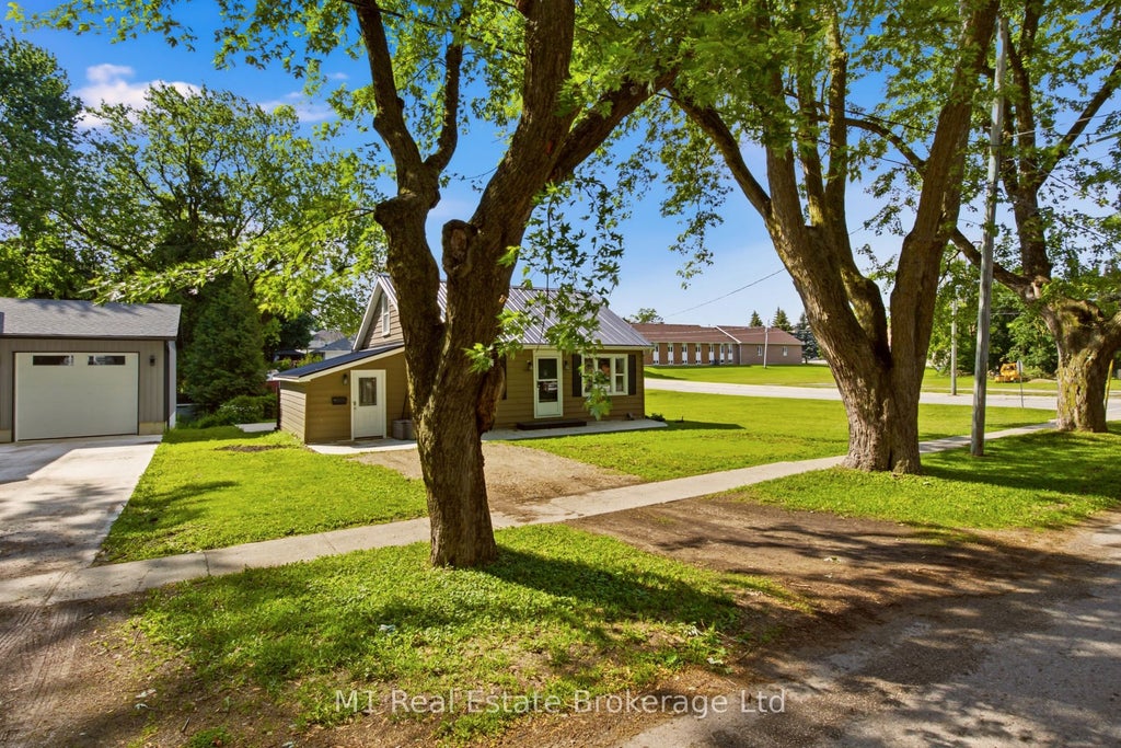 Photo of 204 King Street E, Wellington North, ON N0G 2L2 (MLS # X13472268)