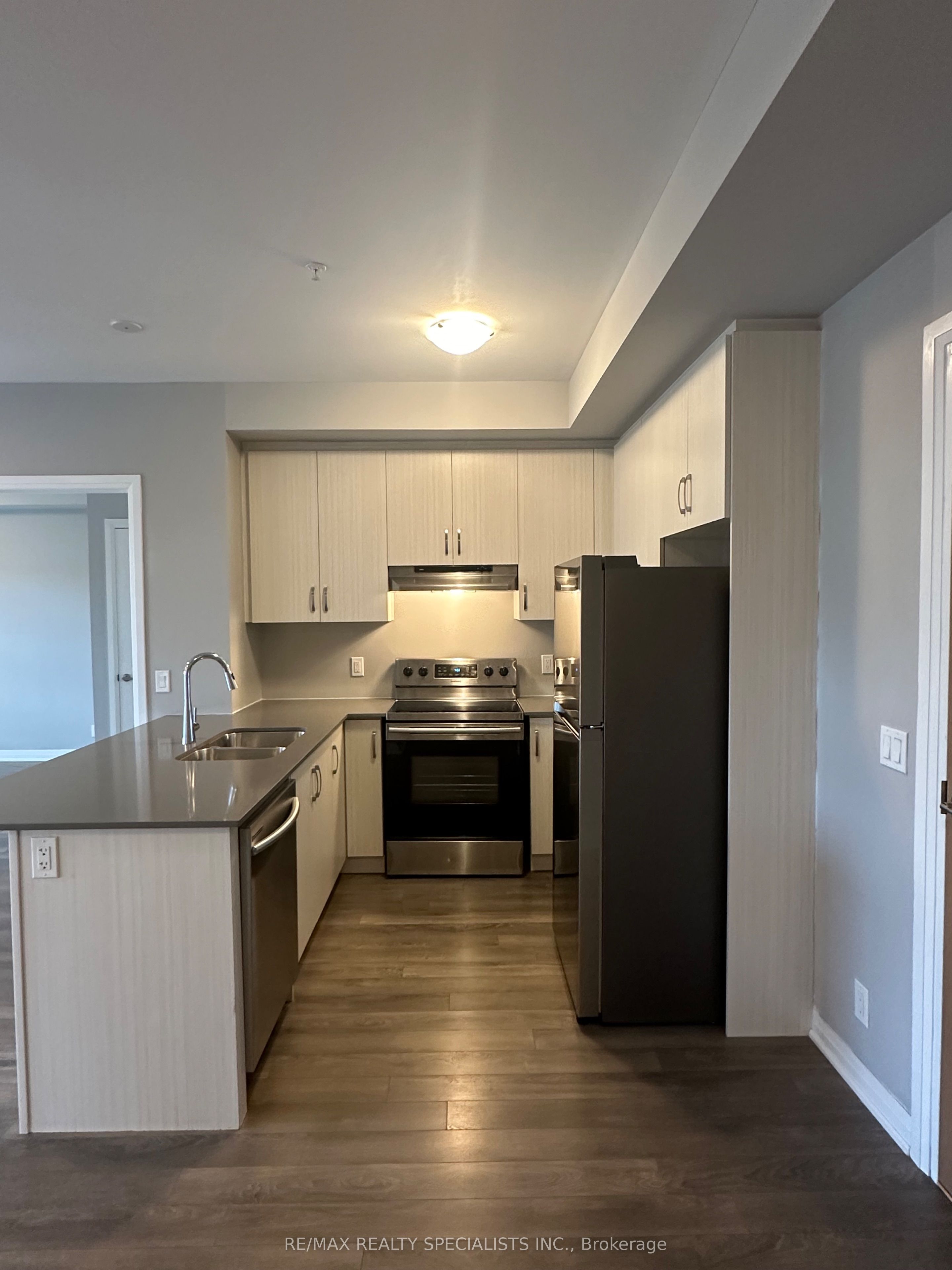 1105 Leger Way 213