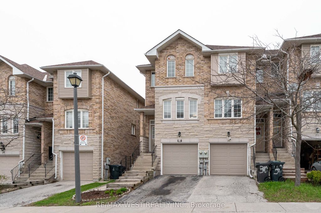 Photo of 28 Shining Star Crescent, Toronto, ON M6M 5L6 (MLS # W13068912)