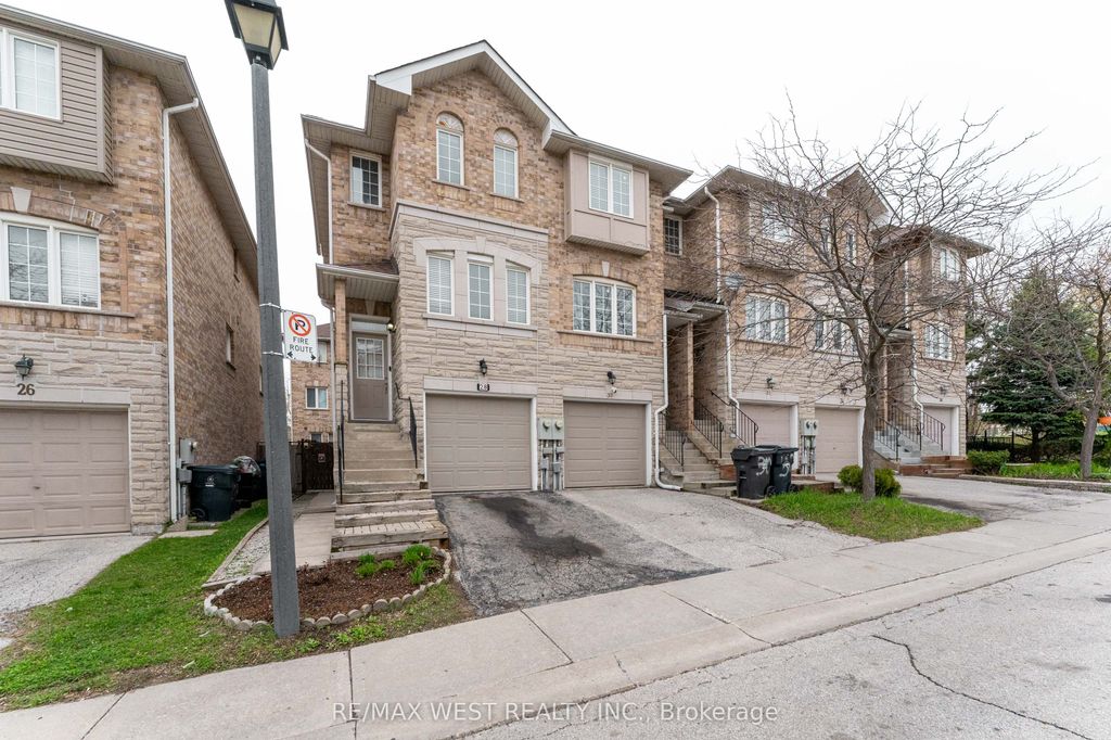 Photo of 28 Shining Star Crescent, Toronto, ON M6M 5L6 (MLS # W13068912)