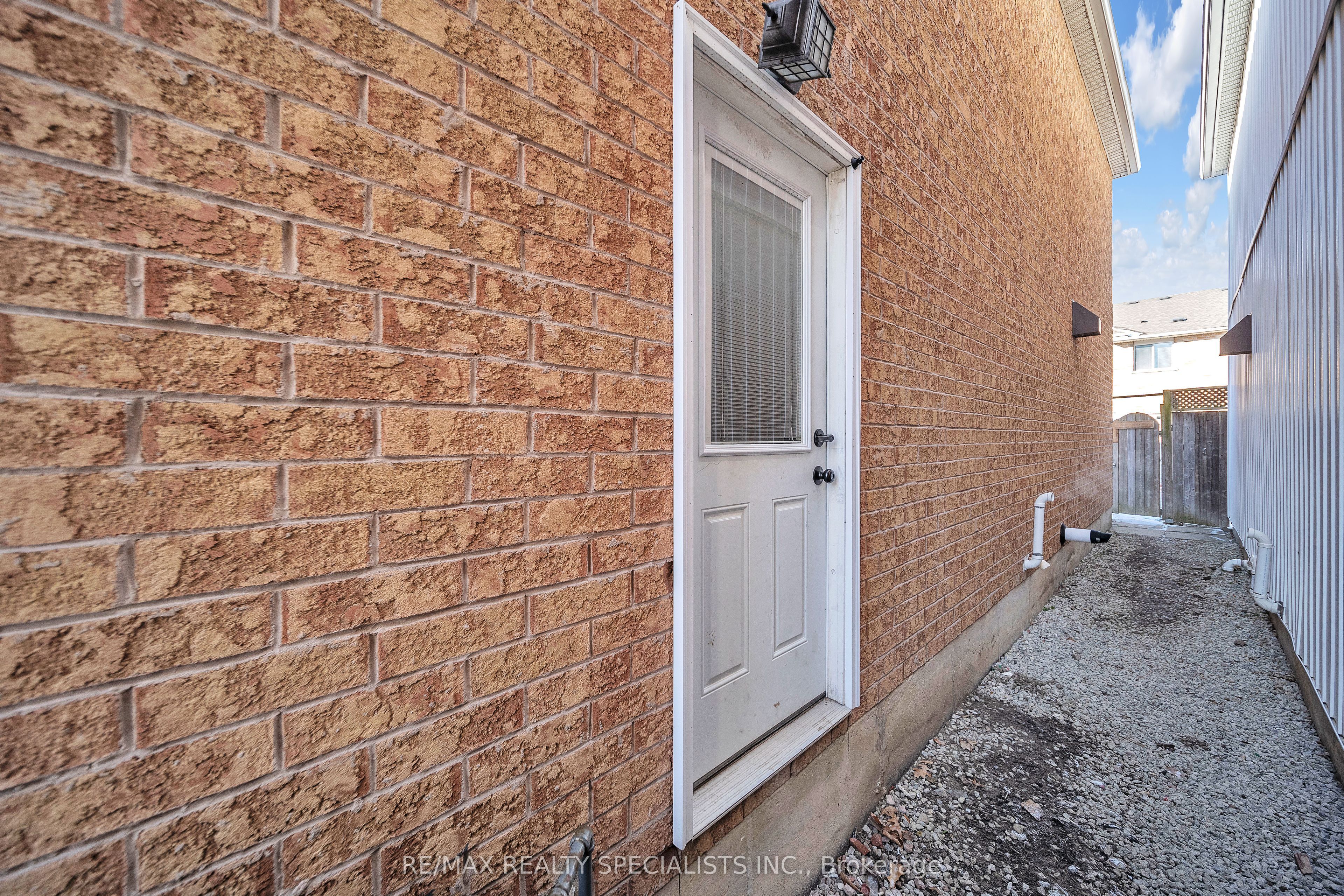 593 Rossellini Drive