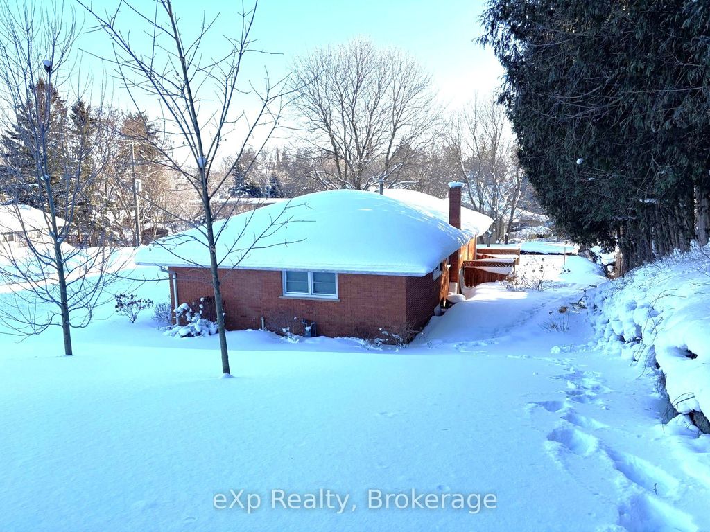 Photo of 111 Huron Street, Brockton, ON N0G 2V0 (MLS # X12750902)