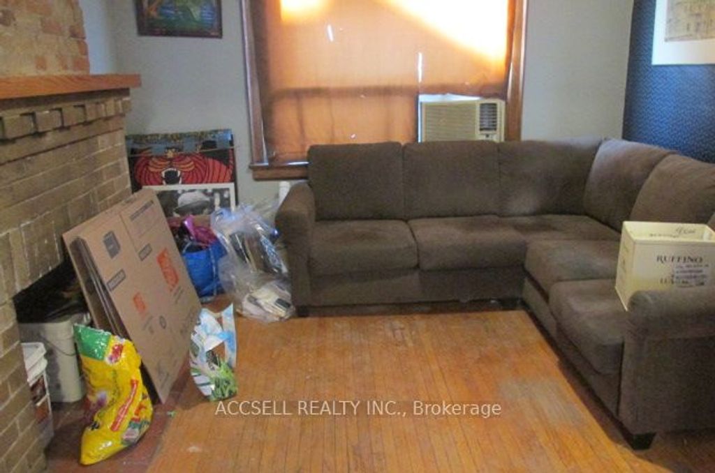 Photo of 53 Arlington Avenue N, Toronto, ON M6G 3K9 (MLS # C13138210)