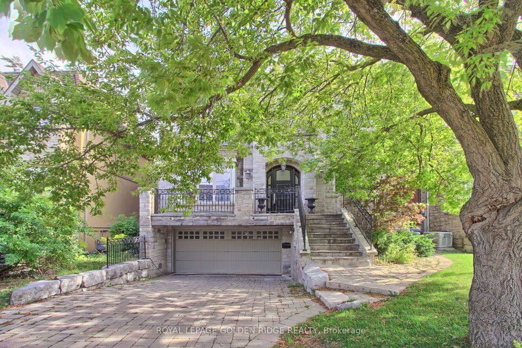 Photo of 99 Bannockburn Avenue, Toronto, ON M5M 2M9 (MLS # C12376965)