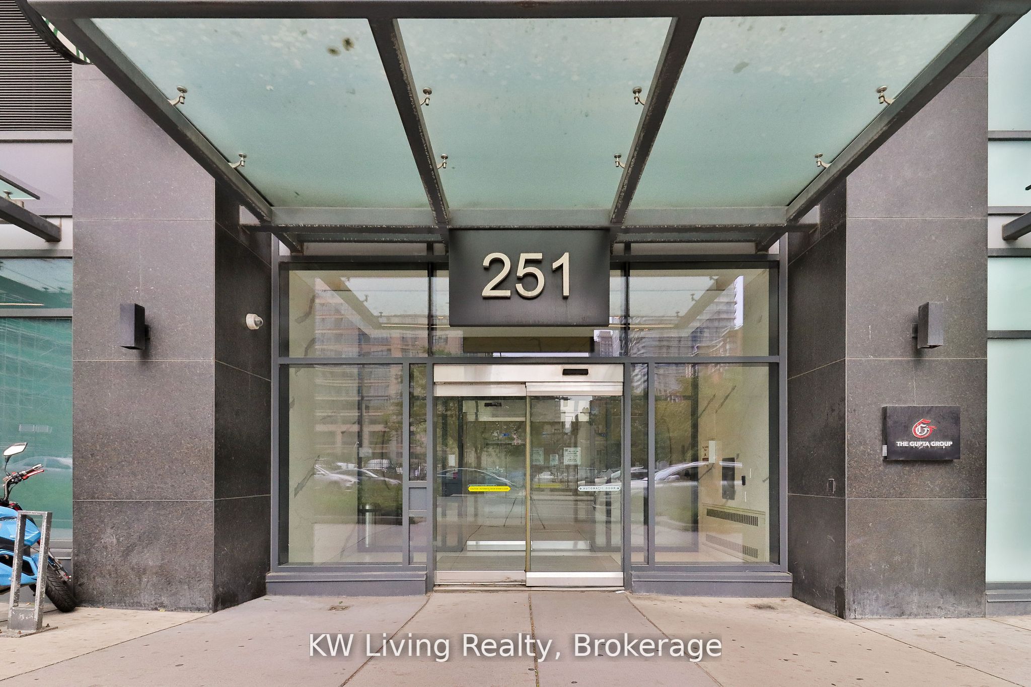 251 Jarvis Street 1014
