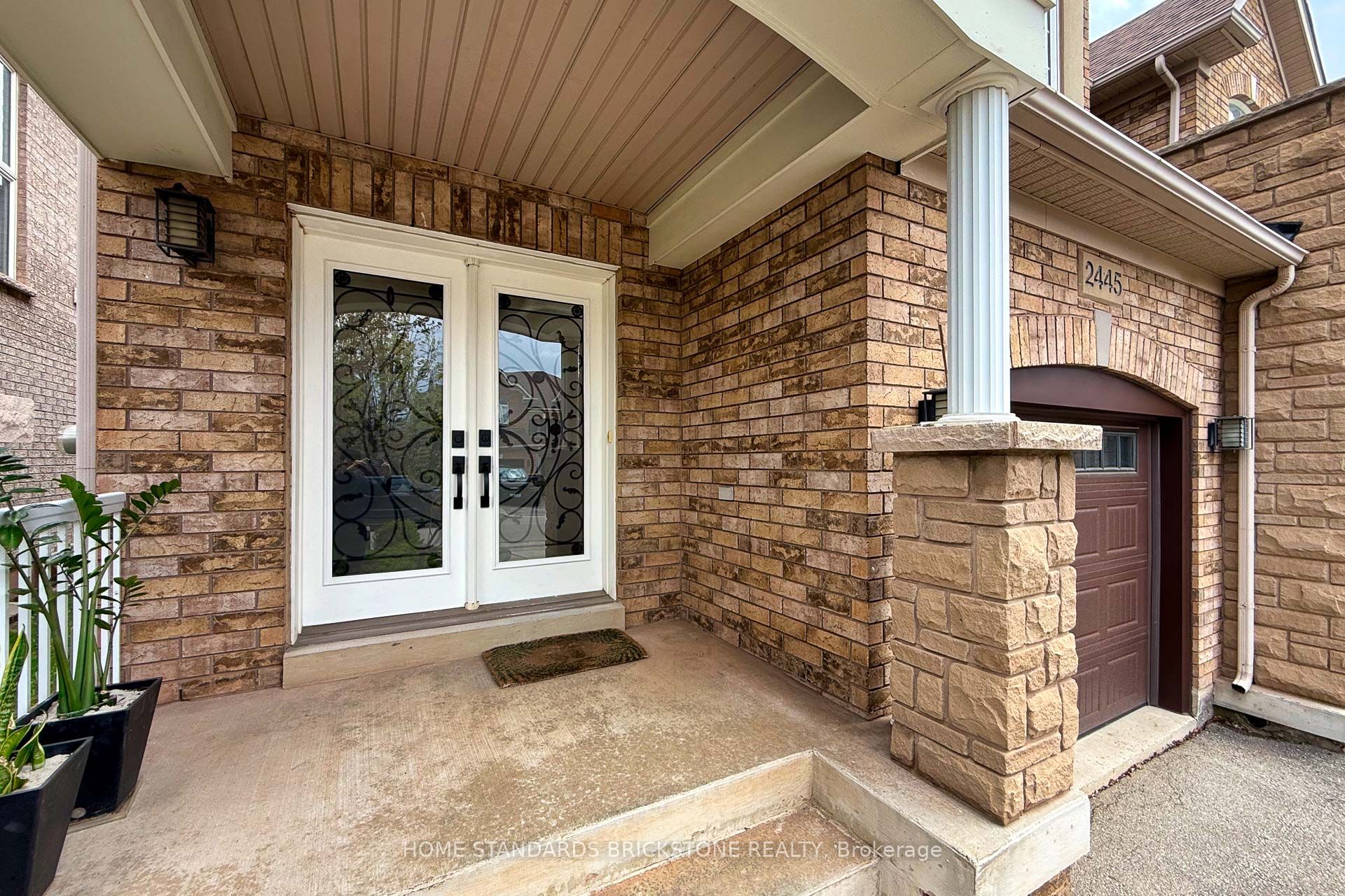 2445 Felhaber Crescent
