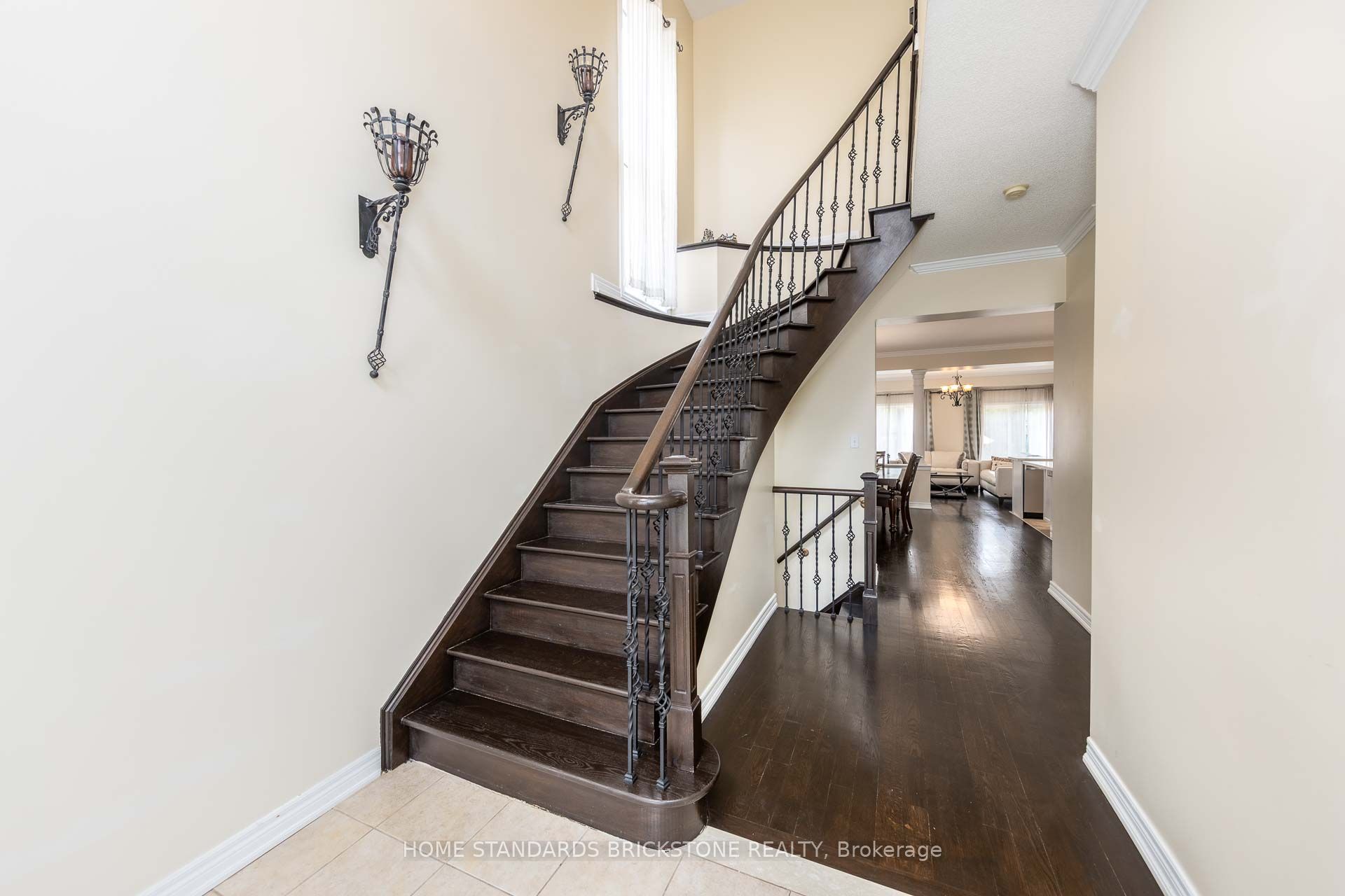 2445 Felhaber Crescent