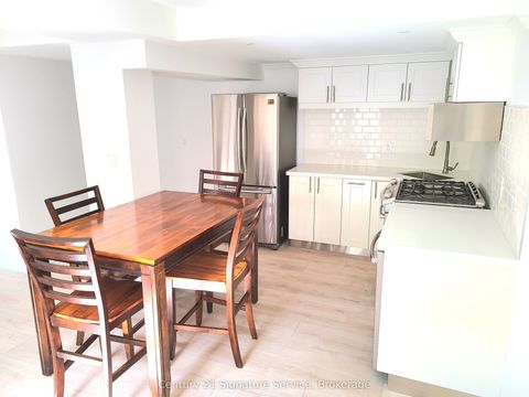 790 Eaglemount Crescent Bsmt Mississauga ON L5C 1N9